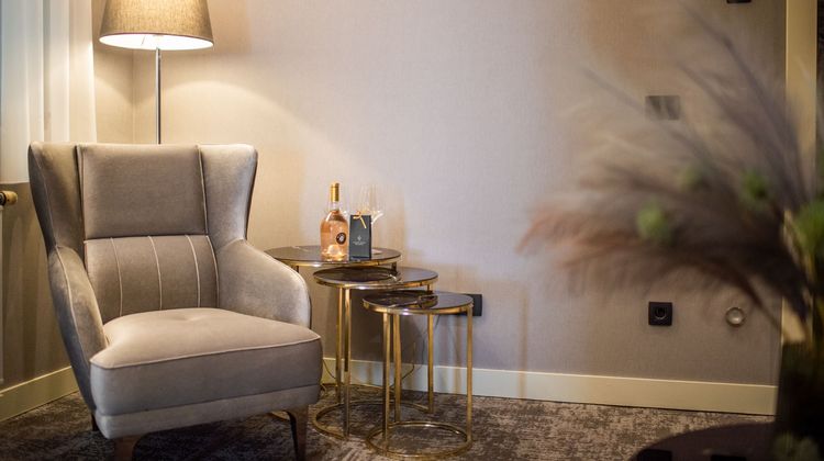 Crystal Hotel Belgrade Suite