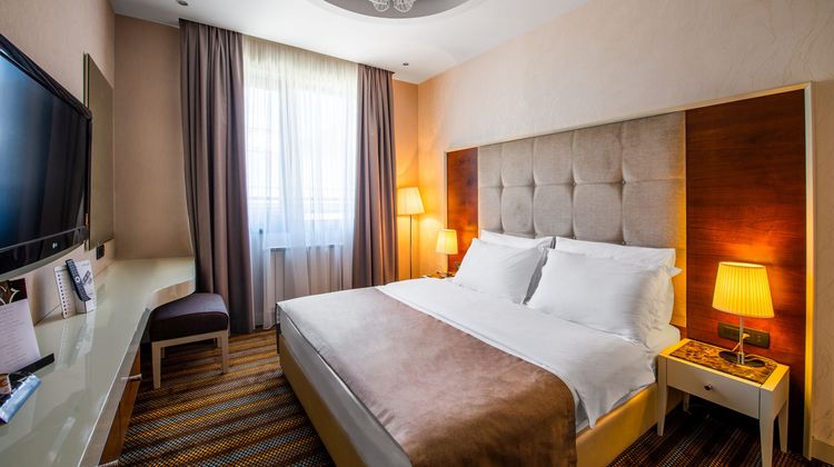 Crystal Hotel Belgrade Suite
