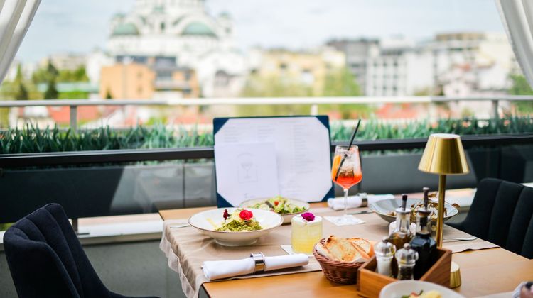Crystal Hotel Belgrade Restaurant
