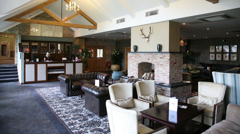 <b>Shendish Manor Hotel Lobby</b>. Images powered by <a href="https://www.leonardoworldwide.com/" title="Leonardo Worldwide" target="_blank">Leonardo</a>.
