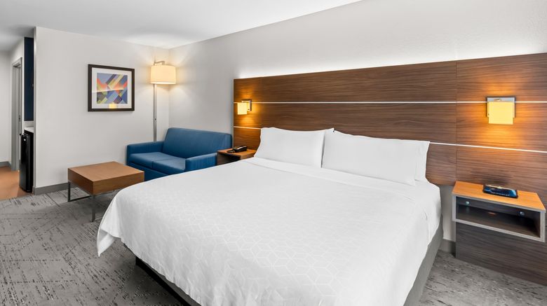 <b>Holiday Inn Express Austin SW Suite</b>. Images powered by <a href="https://www.leonardoworldwide.com/" title="Leonardo Worldwide" target="_blank">Leonardo</a>.