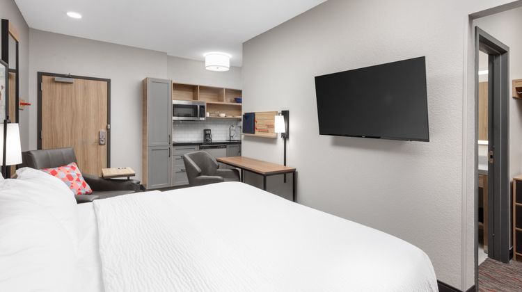 Candlewood Suites North Platte Suite