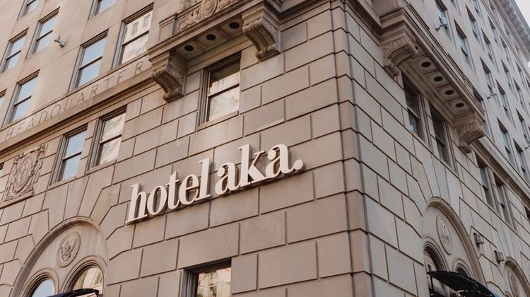 Hotel AKA Back Bay Exterior
