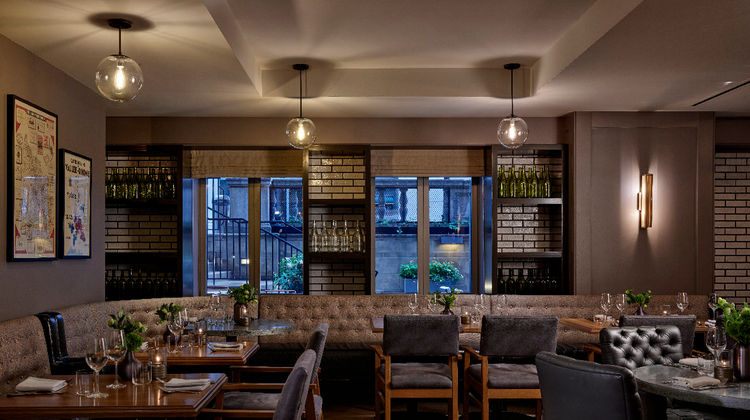 Hotel AKA Back Bay Restaurant