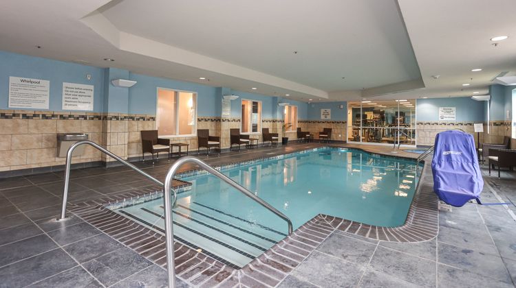 Holiday Inn Express Hotel & Suites Bixby Pool