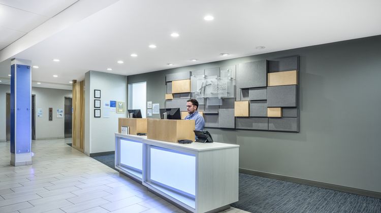Holiday Inn Express & Suites East Messa Exterior