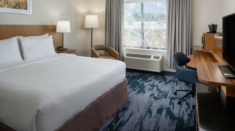 <b>Fairfield Inn/Stes Fort Myers Cape Coral Room</b>. Images powered by <a href="https://www.leonardoworldwide.com/" title="Leonardo Worldwide" target="_blank">Leonardo</a>.