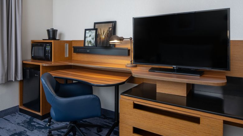 <b>Fairfield Inn/Stes Fort Myers Cape Coral Room</b>. Images powered by <a href="https://www.leonardoworldwide.com/" title="Leonardo Worldwide" target="_blank">Leonardo</a>.