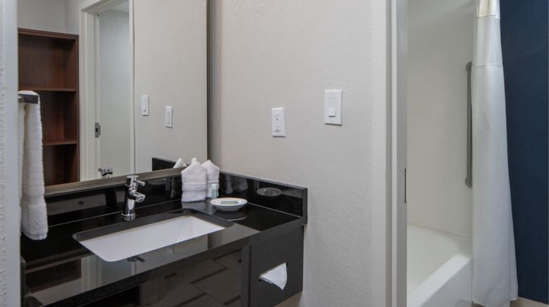 <b>Fairfield Inn/Stes Fort Myers Cape Coral Room</b>. Images powered by <a href="https://www.leonardoworldwide.com/" title="Leonardo Worldwide" target="_blank">Leonardo</a>.
