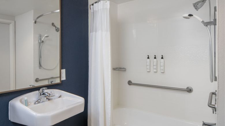 <b>Fairfield Inn/Stes Fort Myers Cape Coral Room</b>. Images powered by <a href="https://www.leonardoworldwide.com/" title="Leonardo Worldwide" target="_blank">Leonardo</a>.
