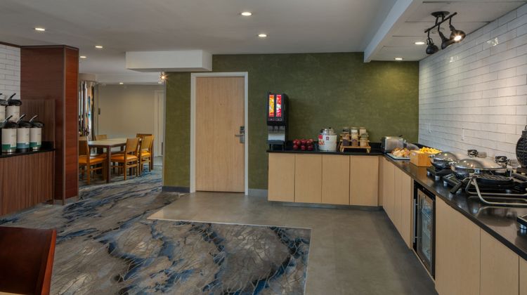 Fairfield Inn/Stes Fort Myers Cape Coral Restaurant