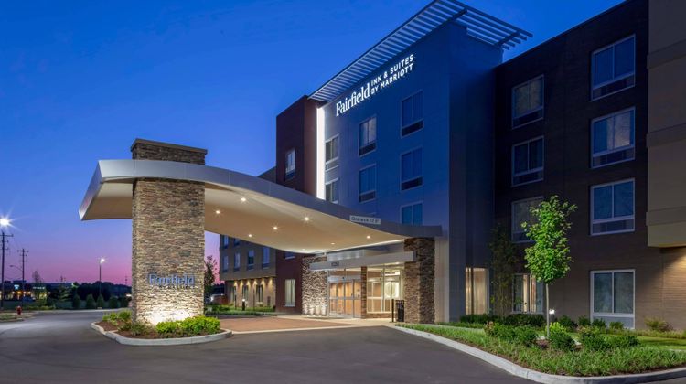 Fairfield Inn & Suites Memphis Exterior
