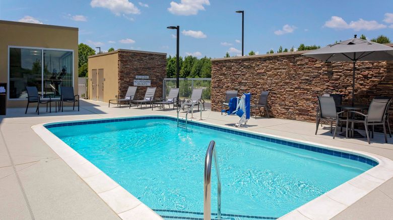 <b>Fairfield Inn & Suites Memphis Pool</b>. Images powered by <a href="https://www.leonardoworldwide.com/" title="Leonardo Worldwide" target="_blank">Leonardo</a>.