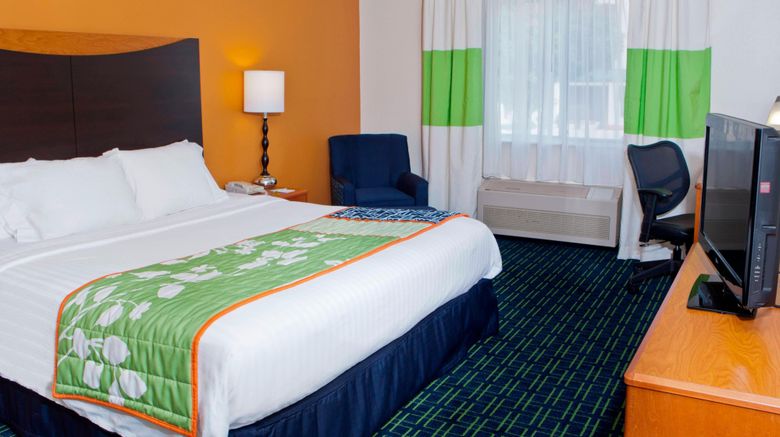 <b>Fairfield Inn & Suites Memphis East Room</b>. Images powered by <a href="https://www.leonardoworldwide.com/" title="Leonardo Worldwide" target="_blank">Leonardo</a>.