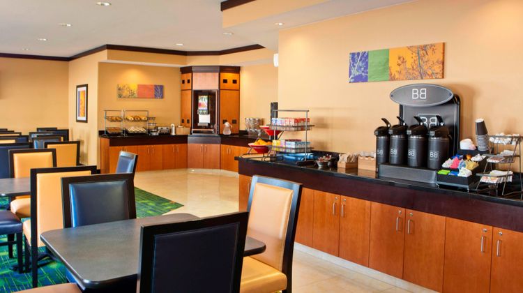 Fairfield Inn & Suites Memphis East Restaurant