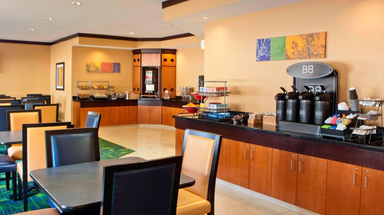 <b>Fairfield Inn & Suites Memphis East Restaurant</b>. Images powered by <a href="https://www.leonardoworldwide.com/" title="Leonardo Worldwide" target="_blank">Leonardo</a>.