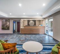 Fairfield Inn & Suites Memphis I-240 Lobby