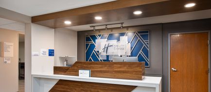 Holiday Inn Express Tuscola Exterior