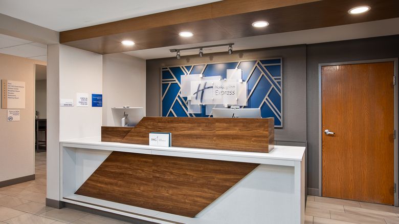 <b>Holiday Inn Express Tuscola Exterior</b>. Images powered by <a href="https://www.leonardoworldwide.com/" title="Leonardo Worldwide" target="_blank">Leonardo</a>.