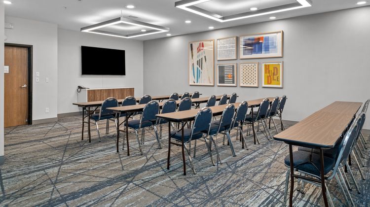 Holiday Inn Express Crockett Meeting