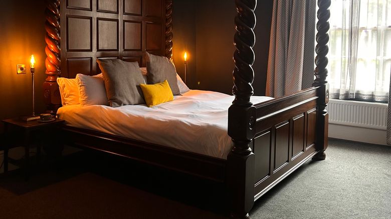 <b>The Vicarage Freehouse & Rooms Suite</b>. Images powered by <a href="https://www.leonardoworldwide.com/" title="Leonardo Worldwide" target="_blank">Leonardo</a>.