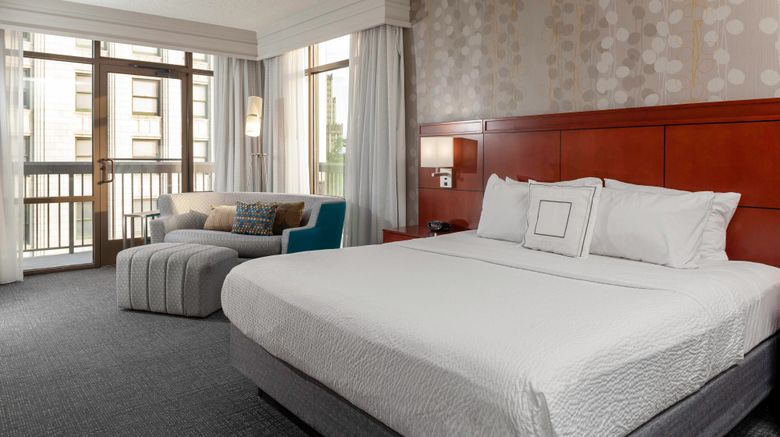 <b>Courtyard Memphis Downtown Room</b>. Images powered by <a href="https://www.leonardoworldwide.com/" title="Leonardo Worldwide" target="_blank">Leonardo</a>.