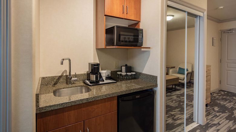 <b>Sandman Hotel & Suites Winnipeg Airport Room</b>. Images powered by <a href="https://www.leonardoworldwide.com/" title="Leonardo Worldwide" target="_blank">Leonardo</a>.