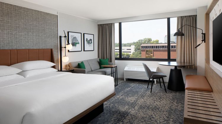 Sheraton Westport Plaza Hotel St. Louis Room