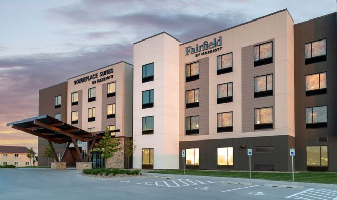 Fairfield Inn & Suites Norfolk Exterior