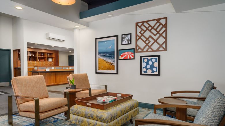 <b>Four Points Destin-Fort Walton Beach Lobby</b>. Images powered by <a href="https://www.leonardoworldwide.com/" title="Leonardo Worldwide" target="_blank">Leonardo</a>.