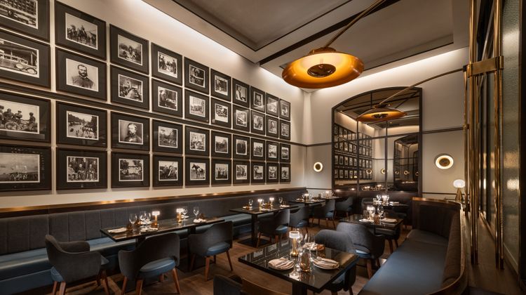 Adelaide Marriott Hotel Restaurant
