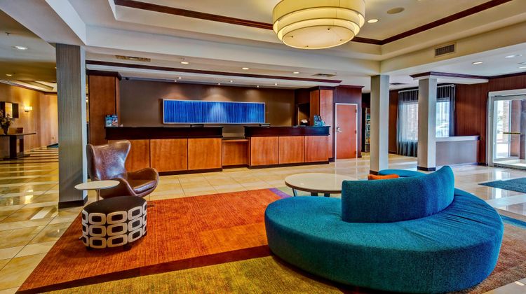 Fairfield Inn/Suites Oklahoma City Arpt Lobby