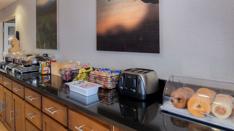 Fairfield Inn & Suites Dayton Troy Restaurant