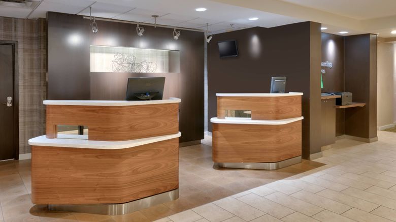 <b>Courtyard Oklahoma City Northwest Lobby</b>. Images powered by <a href="https://www.leonardoworldwide.com/" title="Leonardo Worldwide" target="_blank">Leonardo</a>.