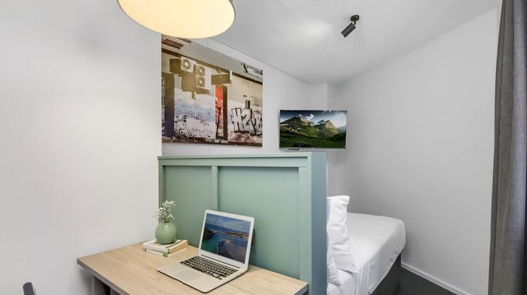 The Urban Newtown Room