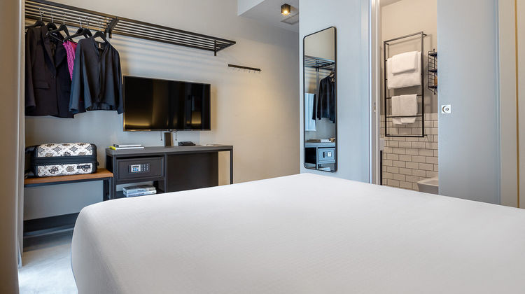 Homie Hotel Room