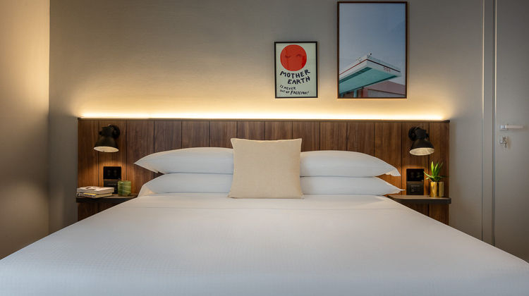 Homie Hotel Room