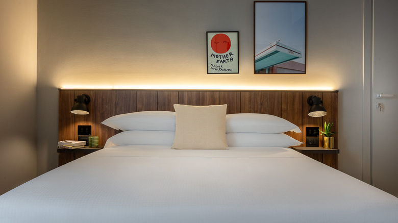 <b>Homie Hotel Room</b>. Images powered by <a href="https://www.leonardoworldwide.com/" title="Leonardo Worldwide" target="_blank">Leonardo</a>.