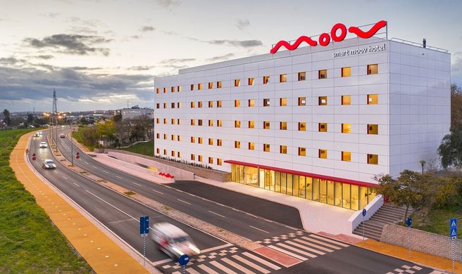 Moov Hotel Oeiras Exterior
