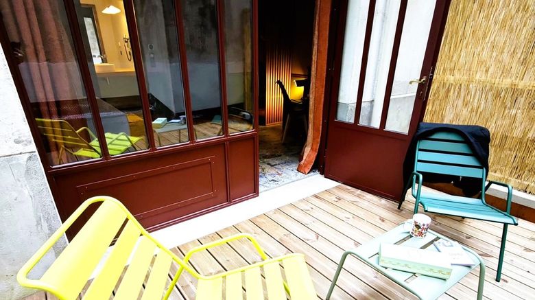 <b>Relais Monceau Room</b>. Images powered by <a href="https://www.leonardoworldwide.com/" title="Leonardo Worldwide" target="_blank">Leonardo</a>.