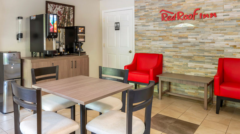<b>Red Roof Inn Doswell - Kings Dominion Lobby</b>. Images powered by <a href="https://www.leonardoworldwide.com/" title="Leonardo Worldwide" target="_blank">Leonardo</a>.