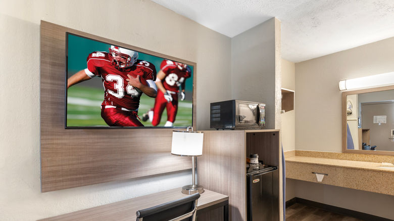 <b>Red Roof Inn Doswell - Kings Dominion Room</b>. Images powered by <a href="https://www.leonardoworldwide.com/" title="Leonardo Worldwide" target="_blank">Leonardo</a>.