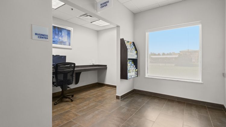 Holiday Inn Express & Suites Gonzales Other
