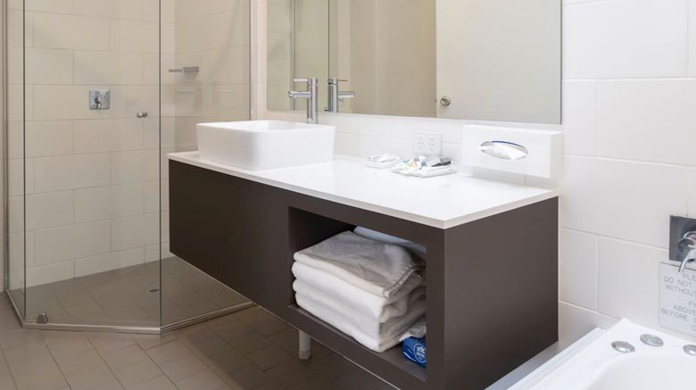 <b>Posthouse MotorLodge Suite</b>. Images powered by <a href="https://www.leonardoworldwide.com/" title="Leonardo Worldwide" target="_blank">Leonardo</a>.