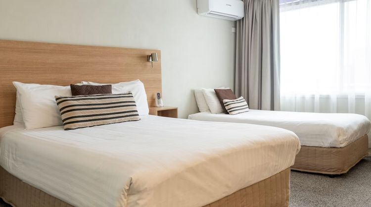 Posthouse MotorLodge Room