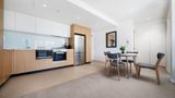 Astra Apartments Melbourne Docklands Room
