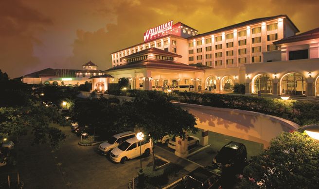 Waterfront Airport Hotel & Casino Exterior
