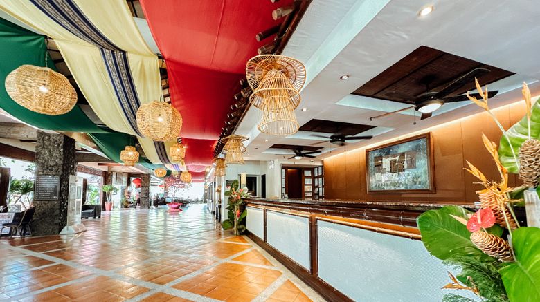 <b>Waterfront Insular Hotel Lobby</b>. Images powered by <a href="https://www.leonardoworldwide.com/" title="Leonardo Worldwide" target="_blank">Leonardo</a>.