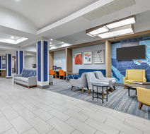Holiday Inn Express Hotel & Suites Exterior