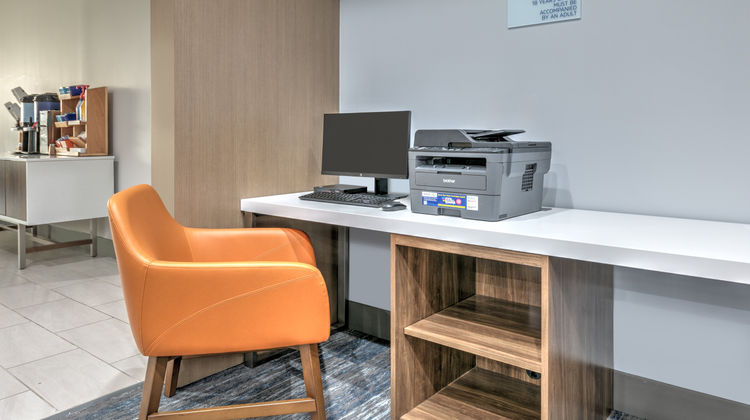 Holiday Inn Express Hotel & Suites Other